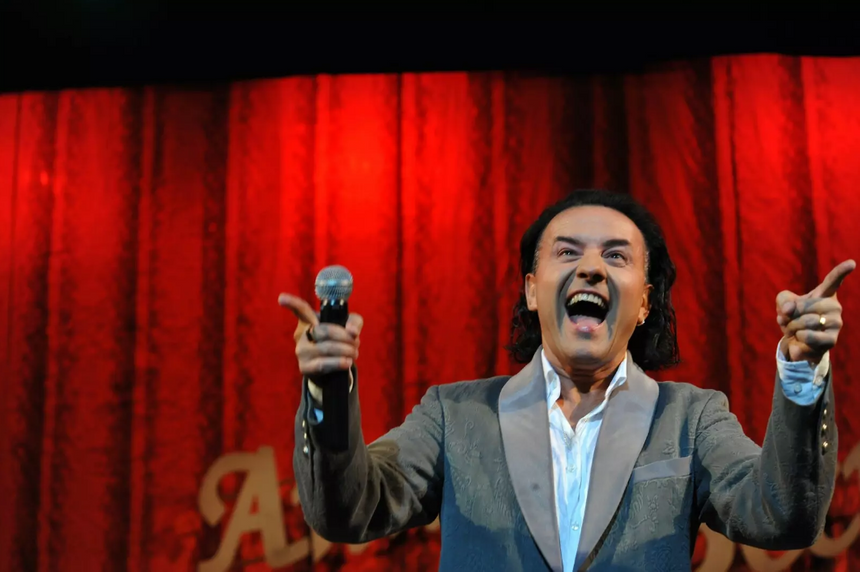 Экс-солист «АукцЫона» Рогожин рассказал, как едва не погиб во время концерта