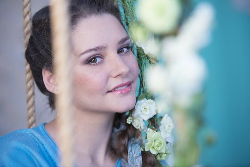 Дочери даже еще нет месяца: родившая пятого ребенка Глафира Тарханова отправилась на гастроли