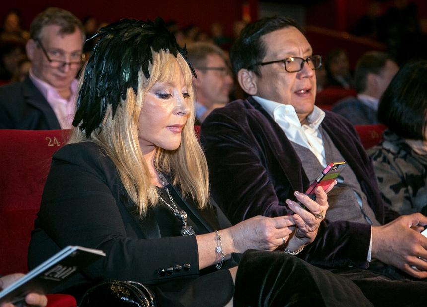 «Особо не плакал»: сын Барыкина высказался о покинувших РФ Пугачевой и Макаревиче*