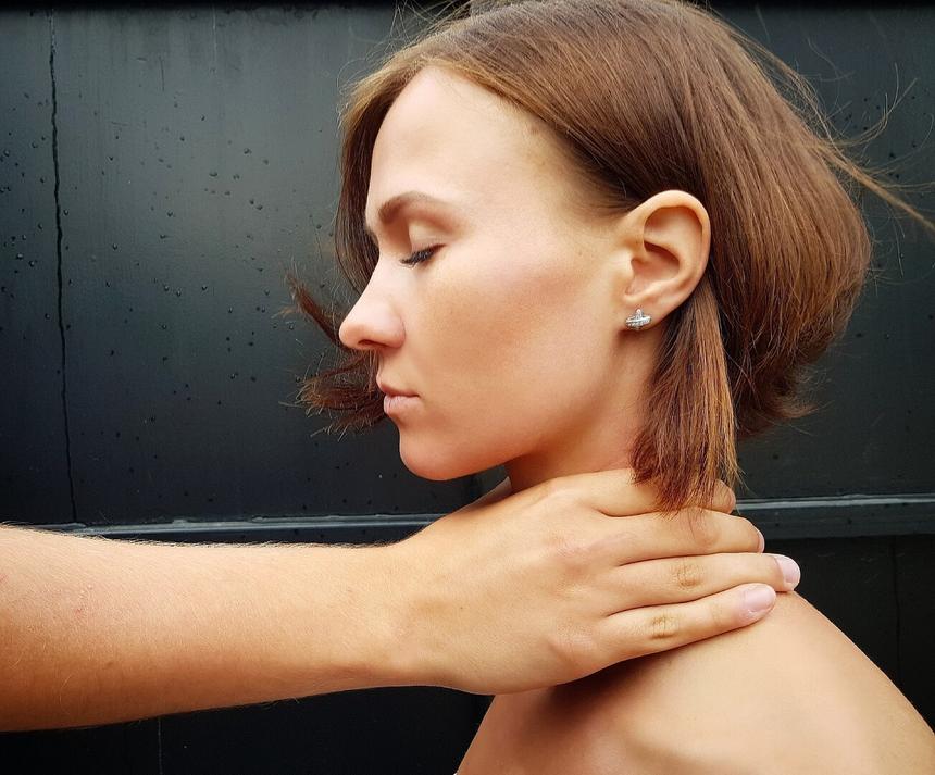 «Если проблему замалчивать – она не решится»: истории жертв домашнего насилия, которые более 5 лет судятся с тиранами