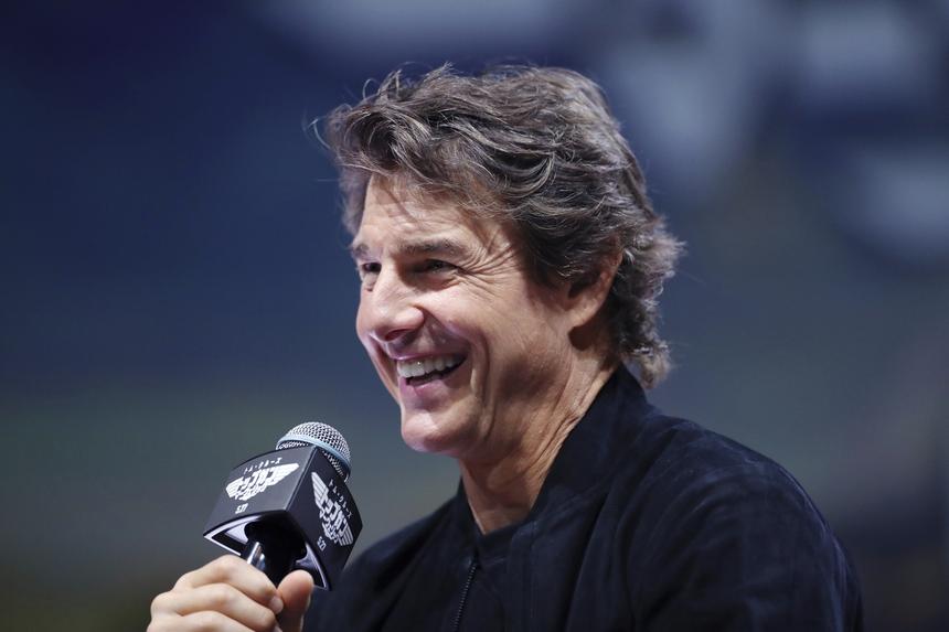 Раскрыта причина, по которой дочь Тома Круза отказалась от общения с ним