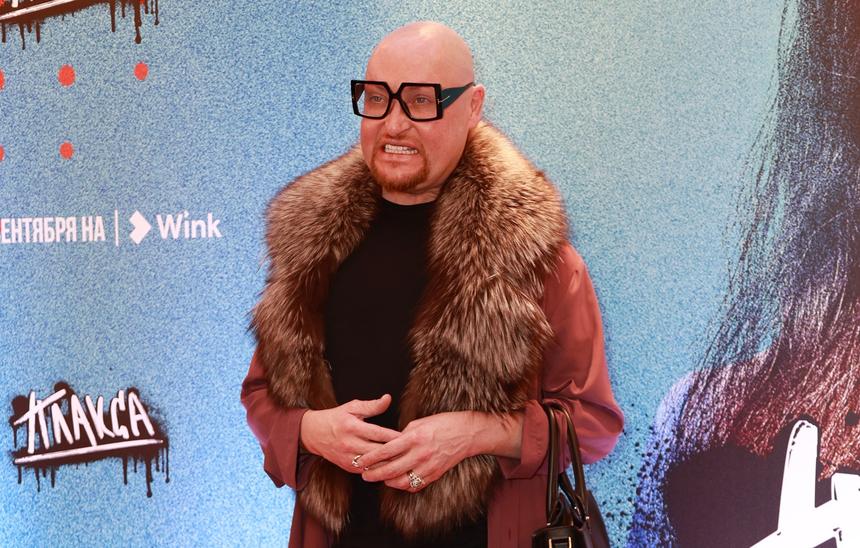 «Хотя бы перееду и красиво заживу»: певец Шура купил себе квартиру после того, как стал жертвой мошенников