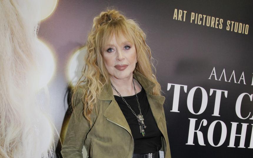 «Галкин* просто боится и все»: названа причина переезда Пугачевой в дом с охраной