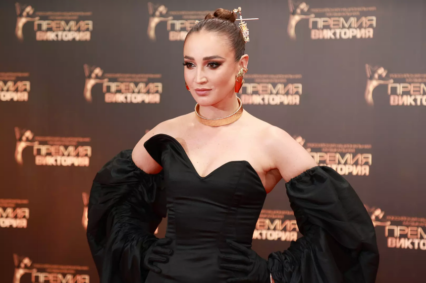 Фанеру не включили: Ольга Бузова попала в скандал во время концерта