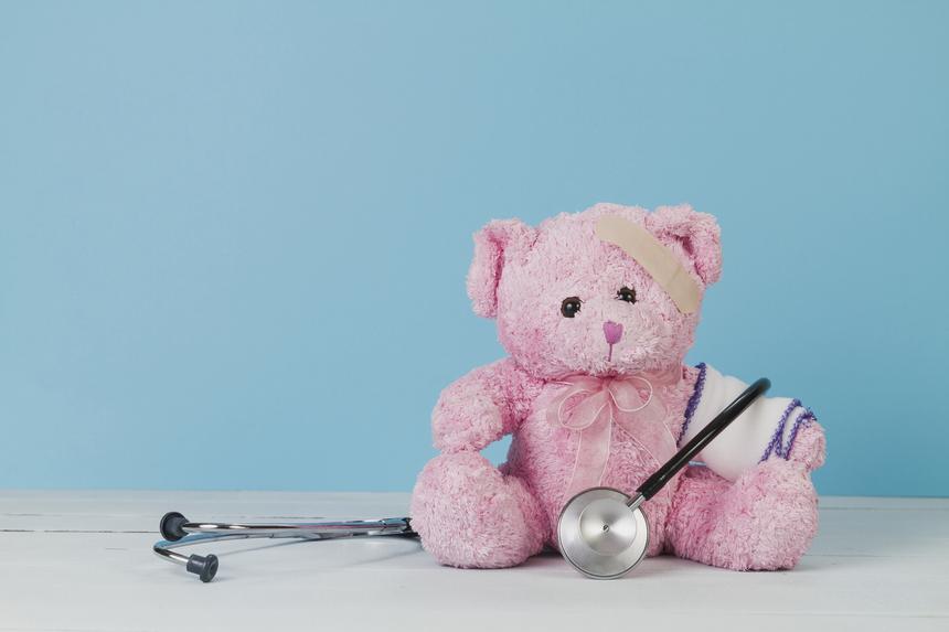 Дочери участника СВО сделали трепанацию черепа после нападения сожителя ее мамы