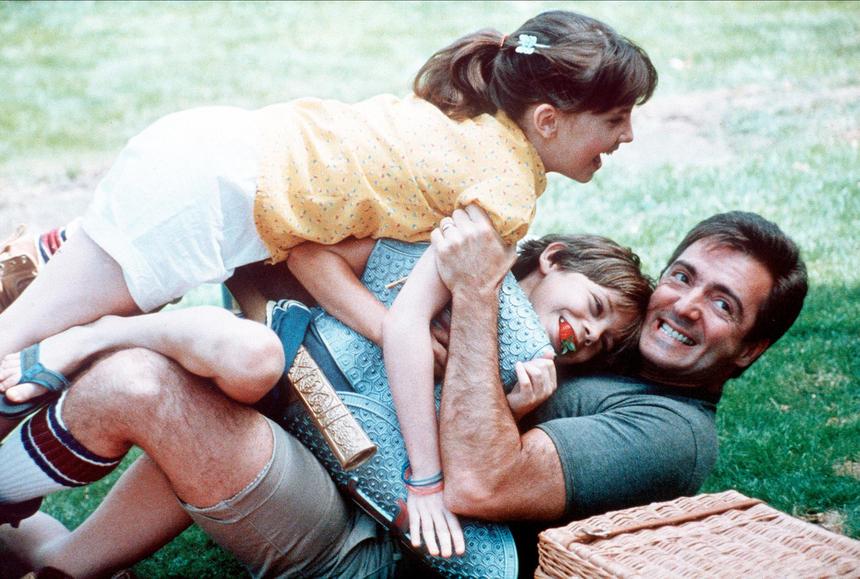 Умер американский актер из «Ангелов Чарли» Даг Шиэн