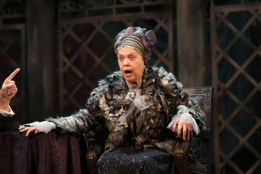 Совершил большую ошибку: Талызина раскритиковала Богомолова после переименования Театра Виктюка