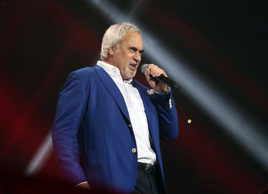 Соскучился по концертам: Валерий Меладзе пообещал родным вскоре вернуться в Россию