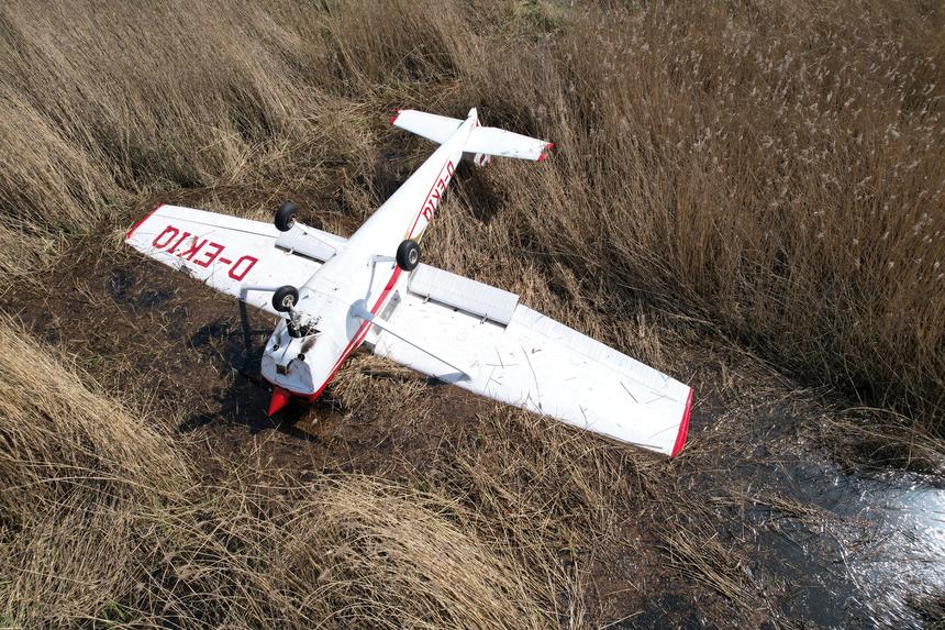 Самолет разбился в Татарстане, три человека погибли