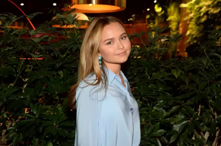 «Надо бы педикюр»: Стефания Маликова дала неожиданный ответ на критику ее неухоженных ног