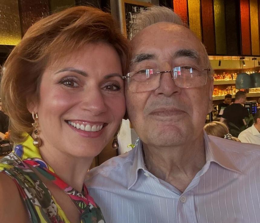 Телеведущая Светлана Зейналова трогательно поздравила отца с 80-летием