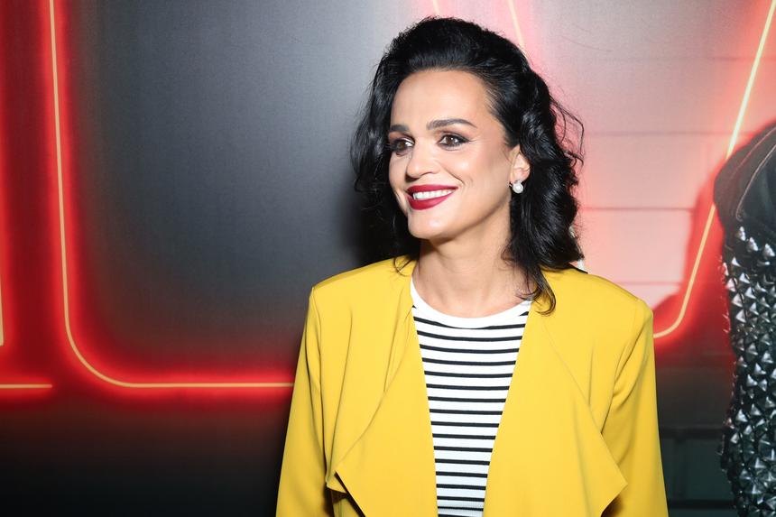 Певица Слава заявила, что ее новая машина стоит в два раза дешевле, чем написали СМИ