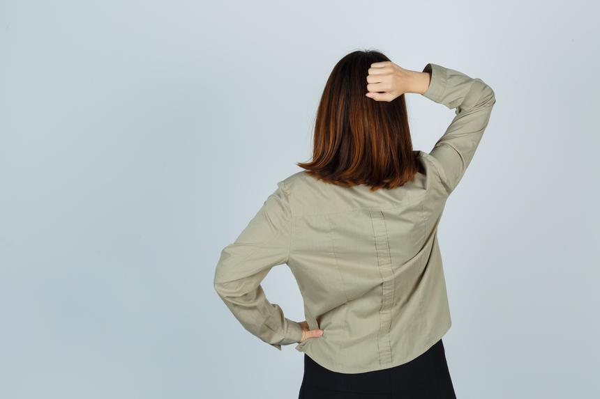 Тяжело вздохнула и упала: 17-летняя девушка скончалась на глазах у матери и сестры