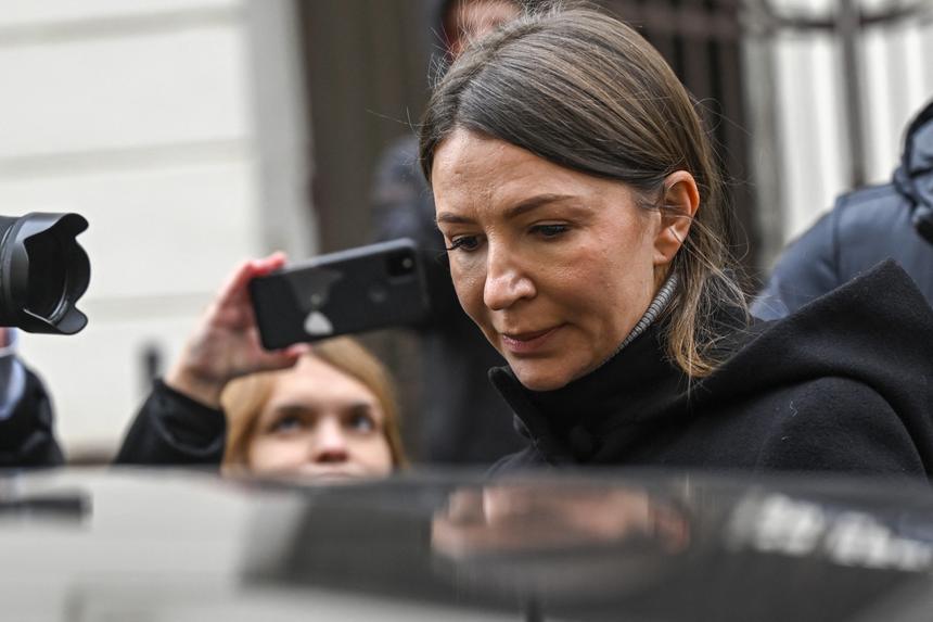 Находящаяся в СИЗО блогер Елена Блиновская погасила часть миллиардного долга перед ФНС