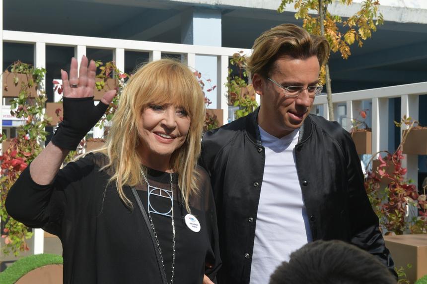 Раскрыта стоимость недвижимости Пугачевой и Галкина*: квартиры и дома в РФ, США, Израиле, Латвии и на Кипре