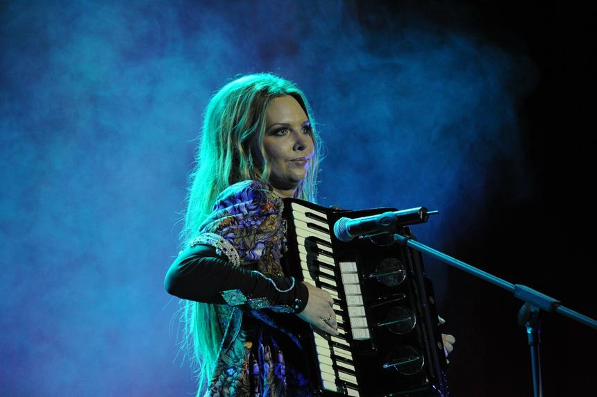 Она запуталась: певица Варвара объяснила причину отъезда Пугачевой из России