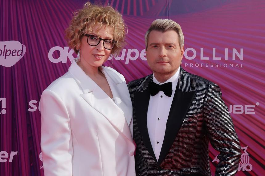 «Чуть не сожгли»: Николай Басков чудом уцелел на концерте в Санкт-Петербурге