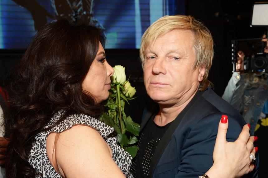 «Никогда не считал себя пупом земли»: Виктор Салтыков пожаловался на высокомерие молодых артистов