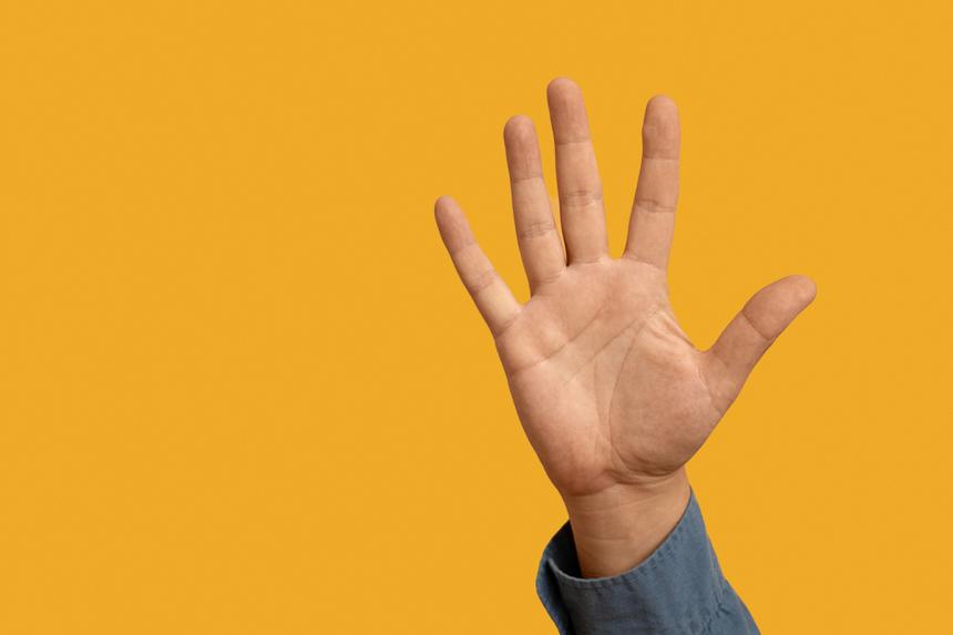 Украинец отрубил себе пальцы в военкомате, чтобы избежать мобилизации