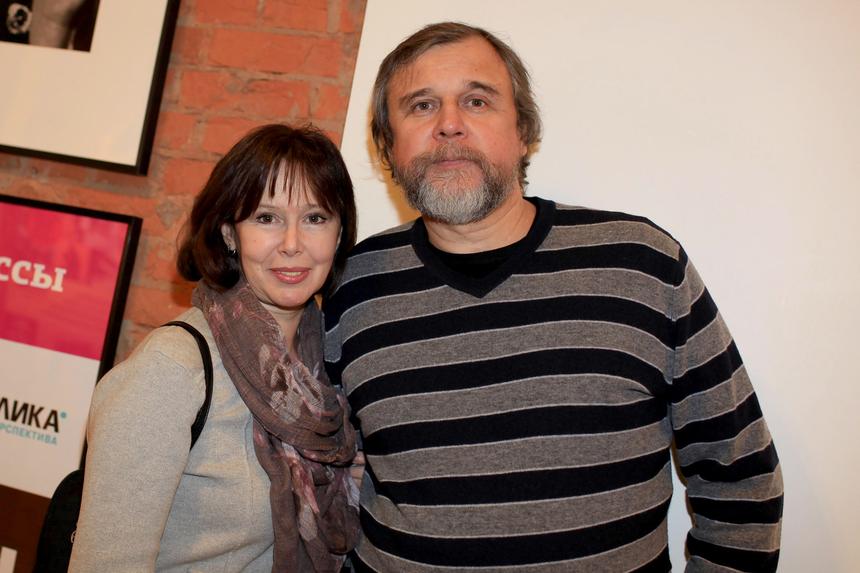 «А с кем просто?»: Евгения Симонова рассказала о сложностях в браке с третьим мужем