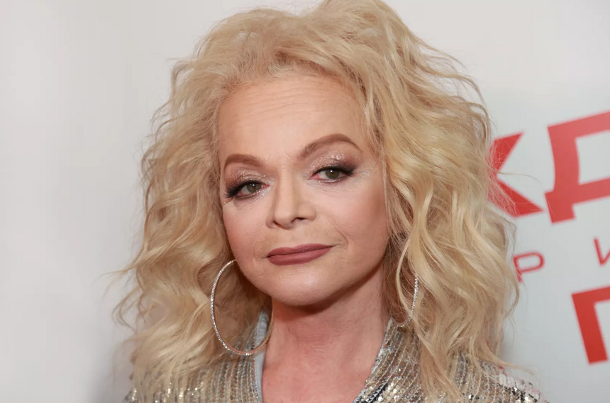 «Это очень печально»: Лариса Долина расстроилась из-за санкций против нее