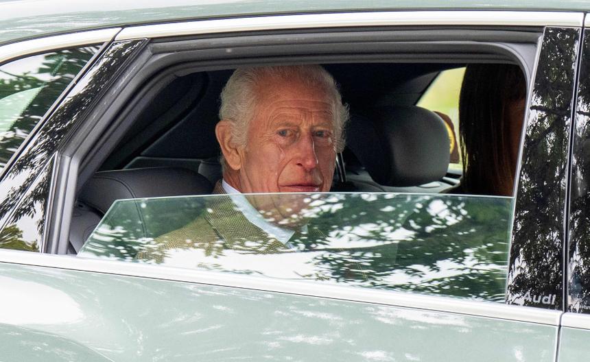 «Общение ухудшилось»: король Карл III начал игнорировать звонки принца Гарри