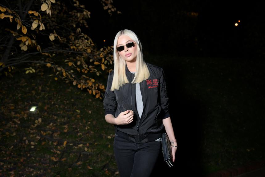 «От Мадонны не отличишь»: Алена Шишкова продолжает колоть лицо