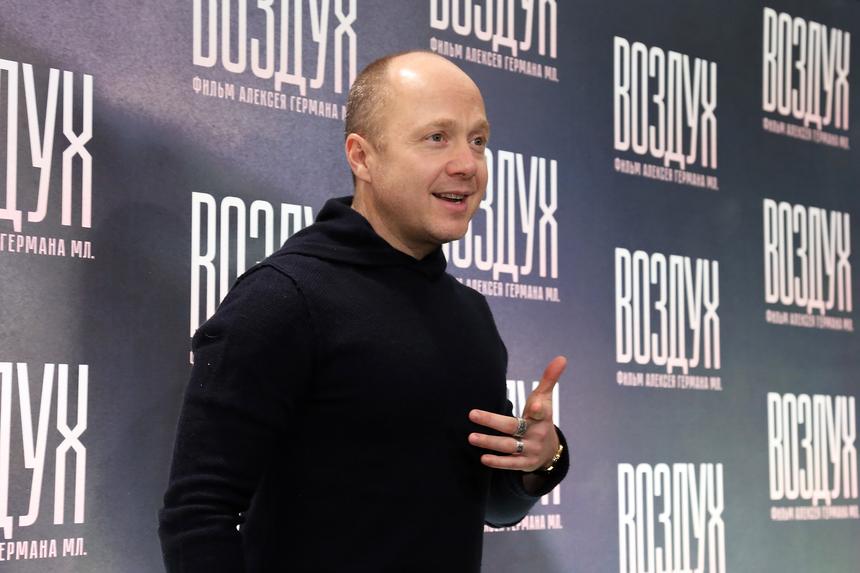 «Я влюблен в него»: коллеги Стычкина рассказали о его режиссерской работе