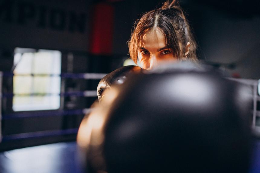 Соперница ушла в слезах: боксерша-трансгендер* победила на Олимпиаде спортсменку из Узбекистана