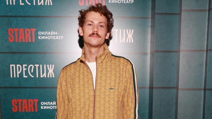 «Я весил сто двадцать килограммов»: актер Илья Лыков похудел благодаря случайности