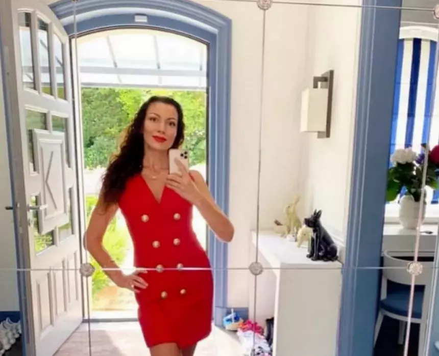 Ирина Болгар ответила на обвинения в фотошопе снимка с бизнесменом Павлом Дуровым