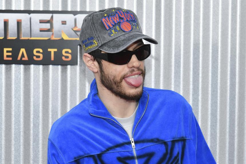 Для поддержки психического здоровья: экс-возлюбленный Ким Кардашьян попал в рехаб