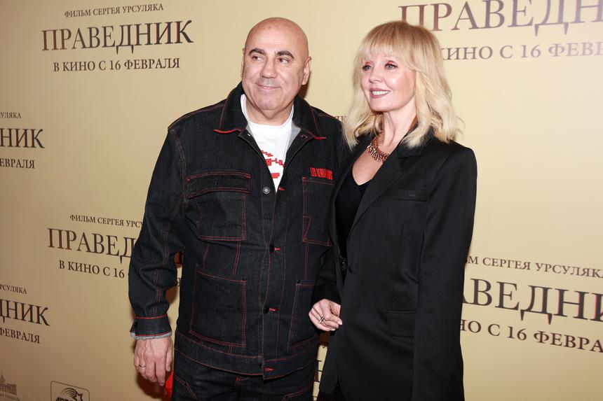 Иосиф Пригожин заявил, что государство защитит Ларису Долину от мошенников