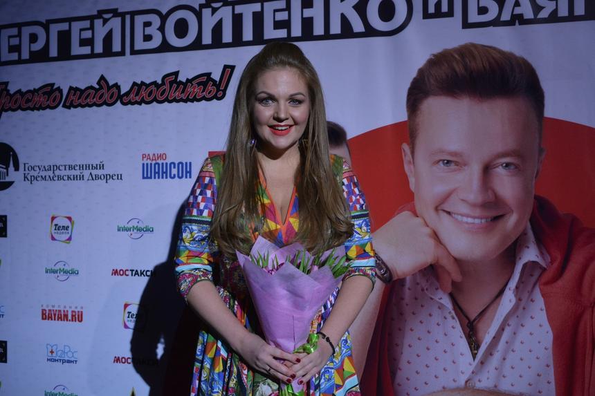 «Никогда не была размера ХS»: Марина Девятова ответила на критику фигуры после родов