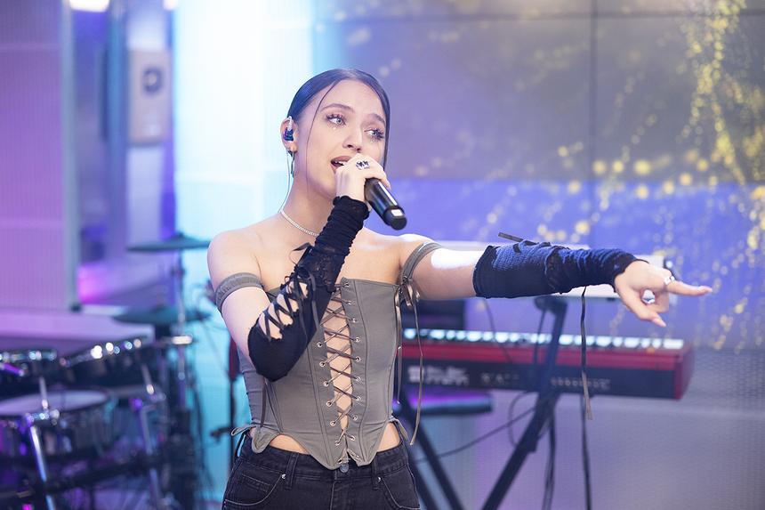 «Стала взрослой»: певица DAASHA рассказала о смене стиля и новых треках