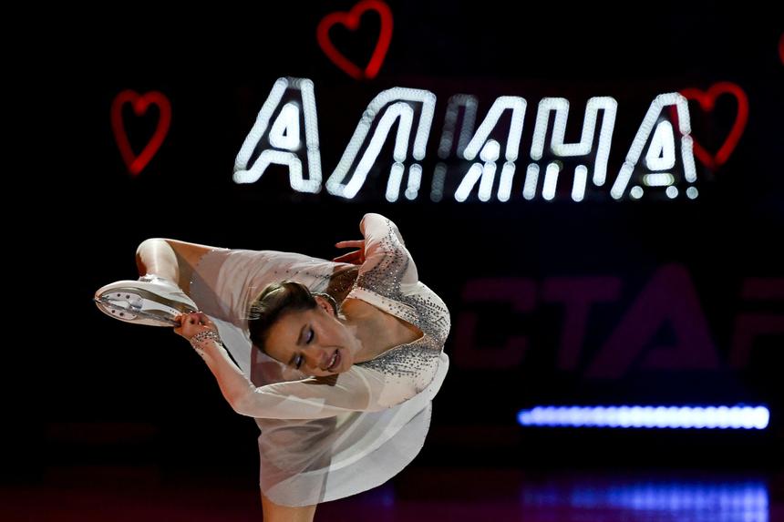 «Я буду еще и петь»: Алина Загитова записала песню собственного сочинения