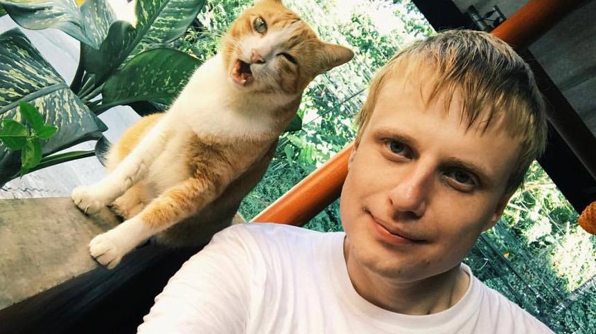 «Очень тяжело»: комик Слава Комиссаренко высказался о жизни в Турции