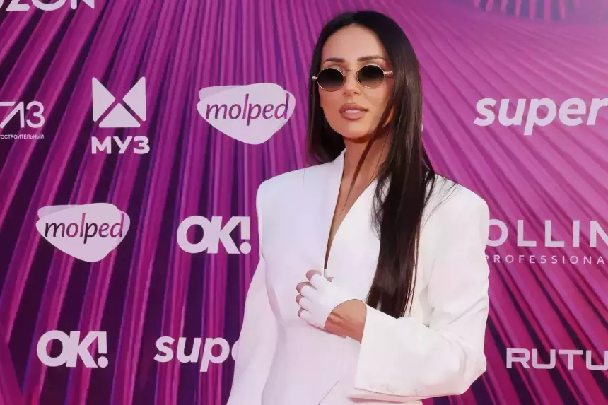 Абрамов больше не будет препятствовать разводу с Алсу: адвокат бизнесмена проговорился о личной жизни певицы