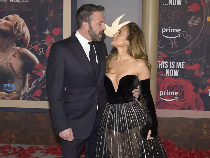 «Чувствует себя слегка использованной»: Бен Аффлек советовался с бывшей женой о браке с Дженнифер Лопес