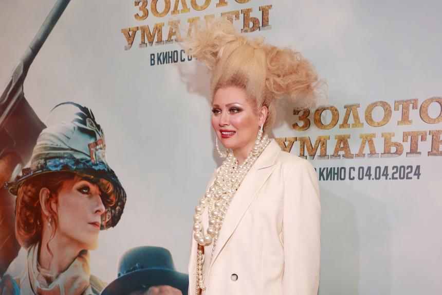 «Денег и времени это стоило много»: Лена Ленина призналась, что мошенники пытались отобрать ее квартиру