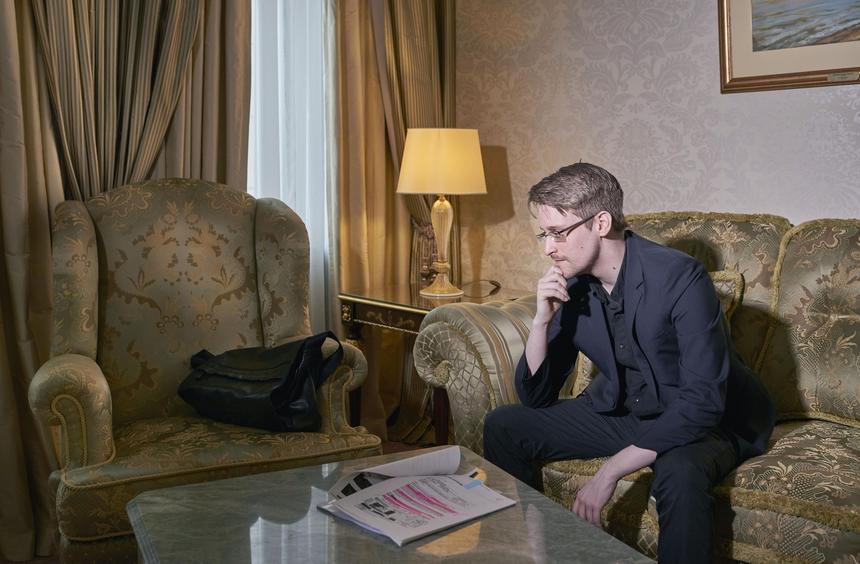 «Это унижает не только Францию»: экс-сотрудник спецслужб США Сноуден раскритиковал задержание Дурова