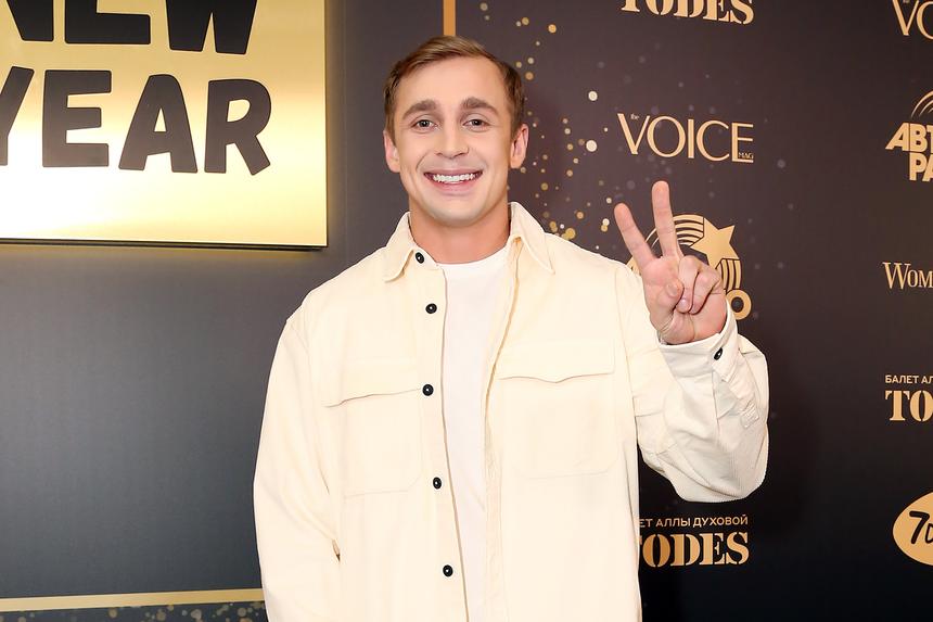 Блогер Саша Стоун впервые ответил на вопрос о расставании со звездой «Comedy Woman» Надеждой Сысоевой