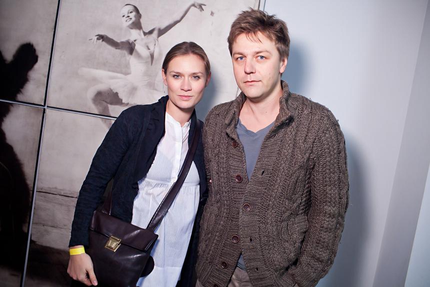 «Вышла замуж в шутку»: уехавшая в США Мария Машкова отметила 15-ю годовщину свадьбы с супругом