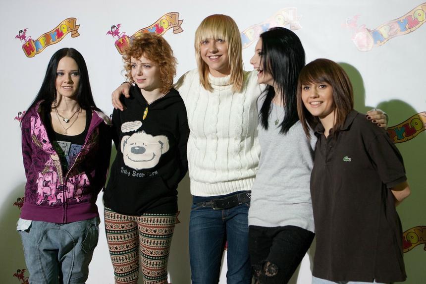 «С четырьмя нулями»: экс-солистка «Ранеток» рассказала, как избавилась от первой зарплаты