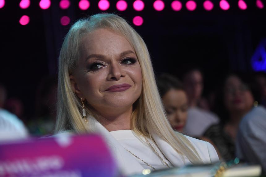 «Я играла и котов, и собак»: Долина защитила девочку-квадробера в скандале с Mia Boyka