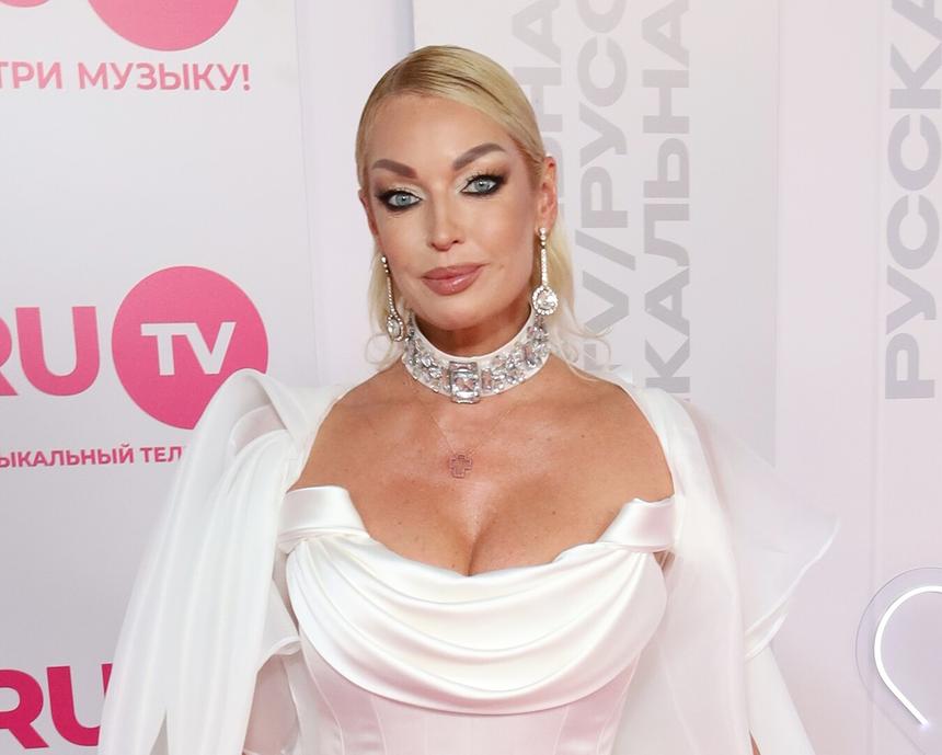 «Вышло недоразумение»: Волочкова позвонила Успенской после того, как назвала ее дочь «несчастной ведьмой»