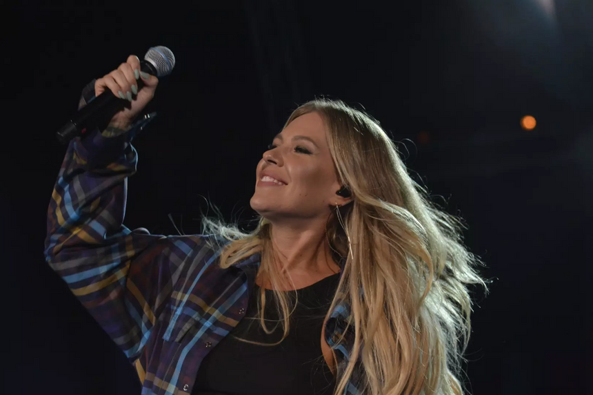 Риту Дакоту пытались обмануть мошенники при покупке недвижимости на Бали