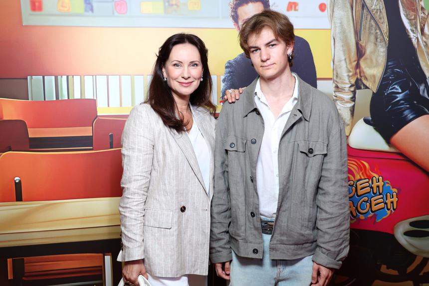 Нонна Гришаева показала 17-летнего сына, который вырос копией отца