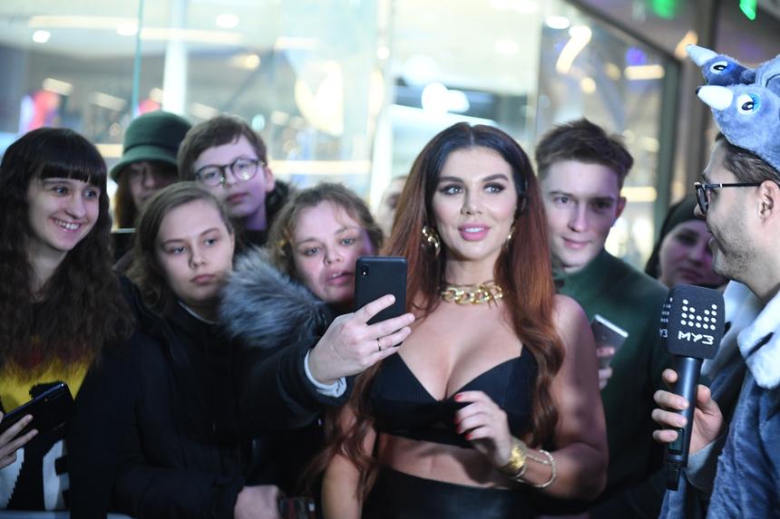 «Пережила колоссальный стресс»: Седокова пожаловалась на проблемы со здоровьем