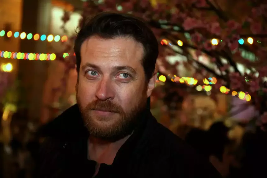 «Мне даже сны снились на иврите»: Кирилл Сафонов сменил имидж ради съемок в израильском сериале